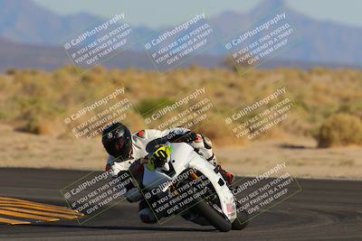 media/Oct-29-2022-CVMA (Sat) [[14c0aa3b66]]/Race 9 Amateur Supersport Middleweight/